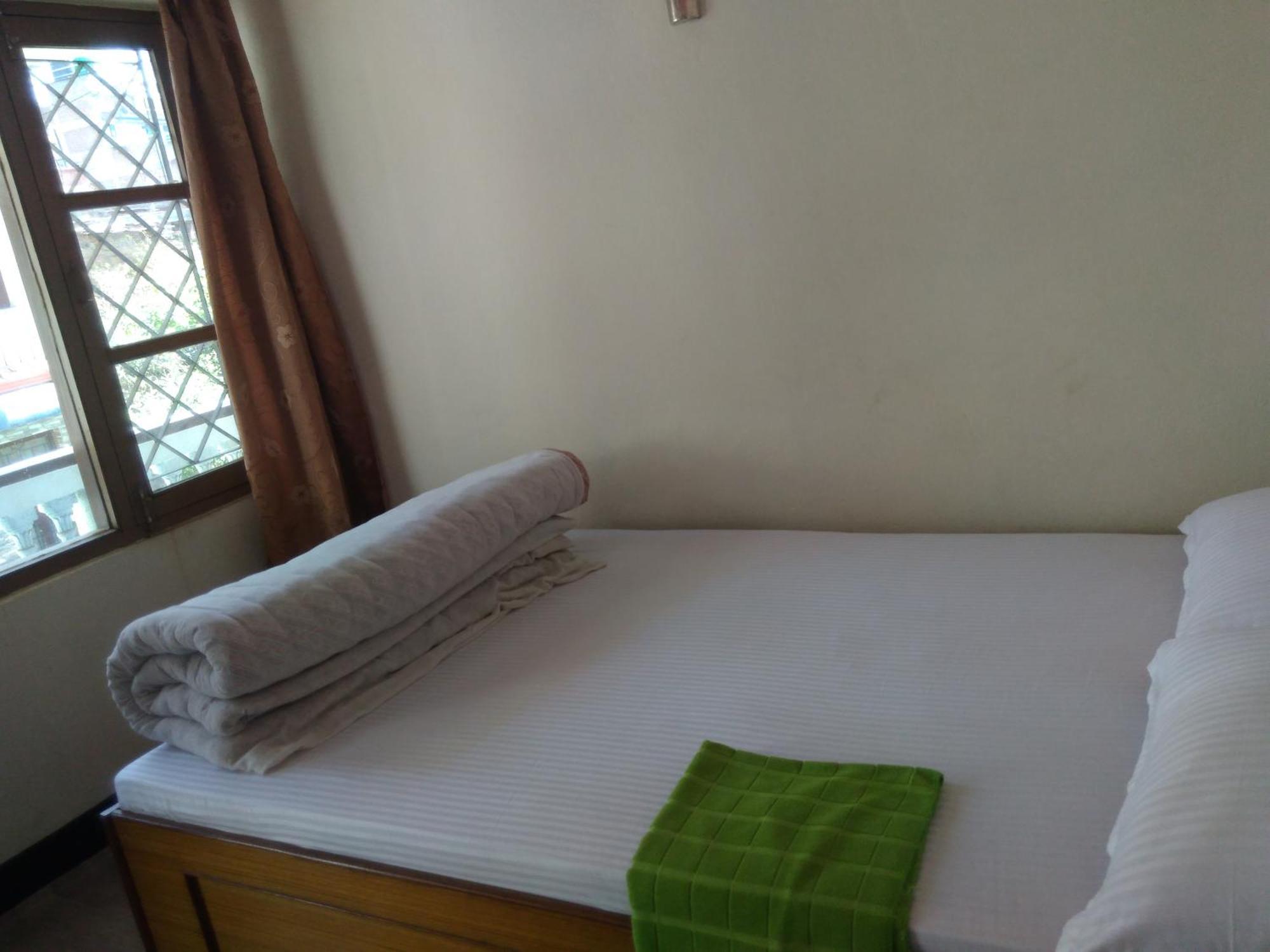Bhatgoan Big Bell Guest House מראה חיצוני תמונה